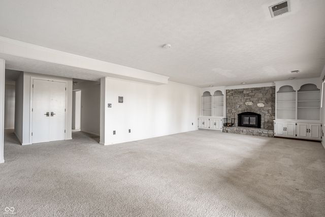 6850 Fox Lake Court, Indianapolis, IN 46278