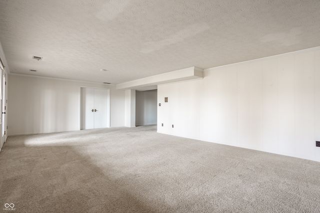 6850 Fox Lake Court, Indianapolis, IN 46278