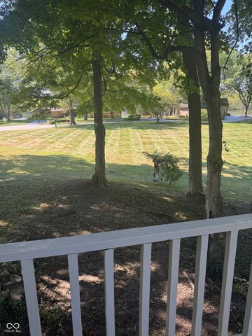 6850 Fox Lake Court, Indianapolis, IN 46278