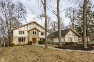6850 Fox Lake Court, Indianapolis, IN 46278