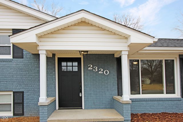 2320 Locust Drive, Seymour, IN 47274