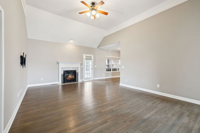 206 James Matthew Ln, Mount Juliet, TN 37122