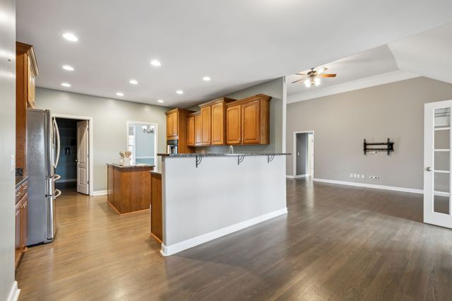 206 James Matthew Ln, Mount Juliet, TN 37122