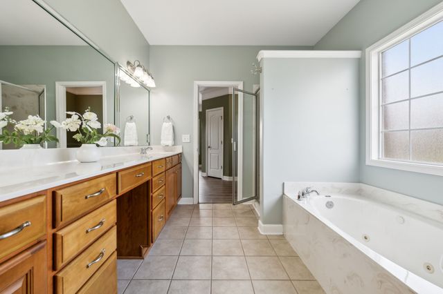 206 James Matthew Ln, Mount Juliet, TN 37122