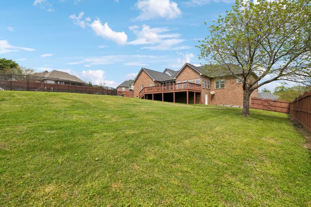 206 James Matthew Ln, Mount Juliet, TN 37122
