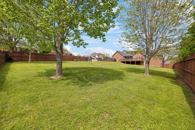 206 James Matthew Ln, Mount Juliet, TN 37122