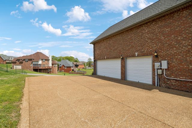 206 James Matthew Ln, Mount Juliet, TN 37122