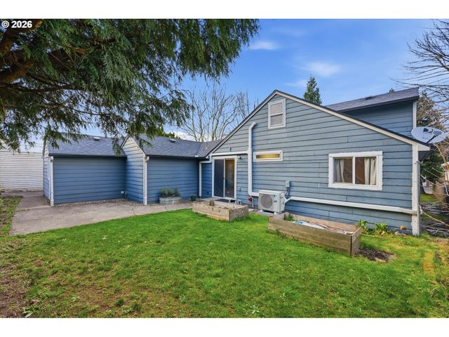 8730 Ne WYGANT St, Portland, OR 97220