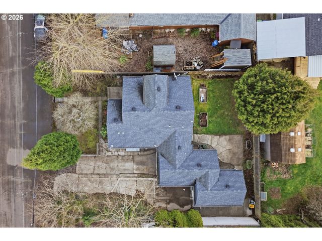 8730 Ne WYGANT St, Portland, OR 97220