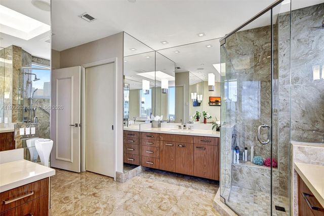 21200 Point Pl PH2804, Aventura, FL 33180