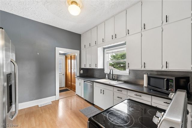 29 S West Street, Thornville, OH 43076