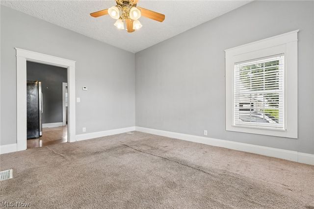 29 S West Street, Thornville, OH 43076