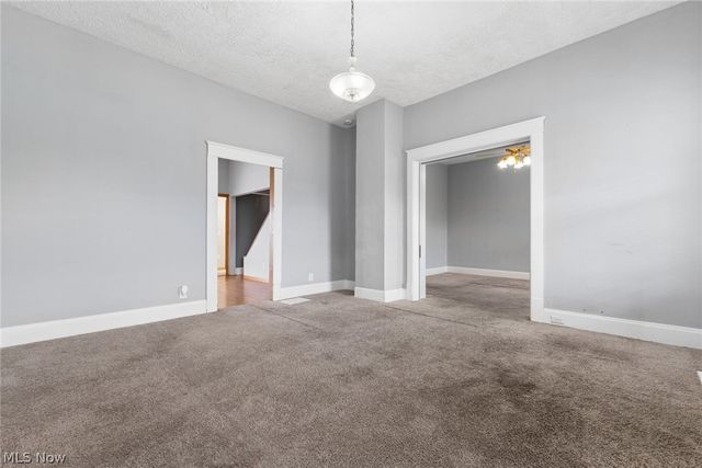 29 S West Street, Thornville, OH 43076