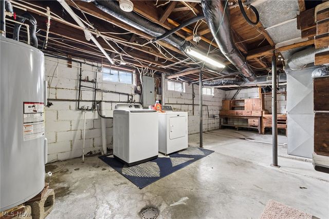 29 S West Street, Thornville, OH 43076