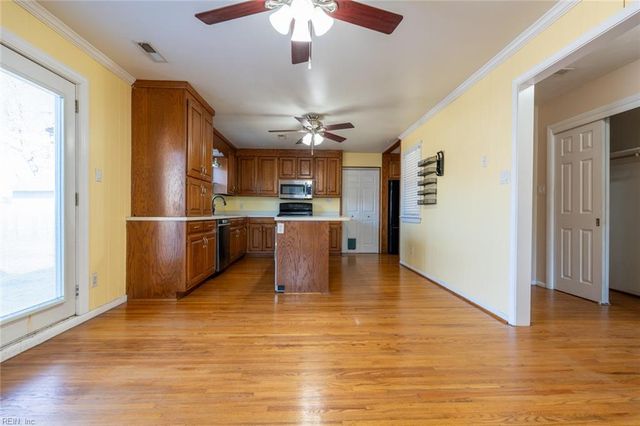 1237 Whaley AVE, Norfolk, VA 23502