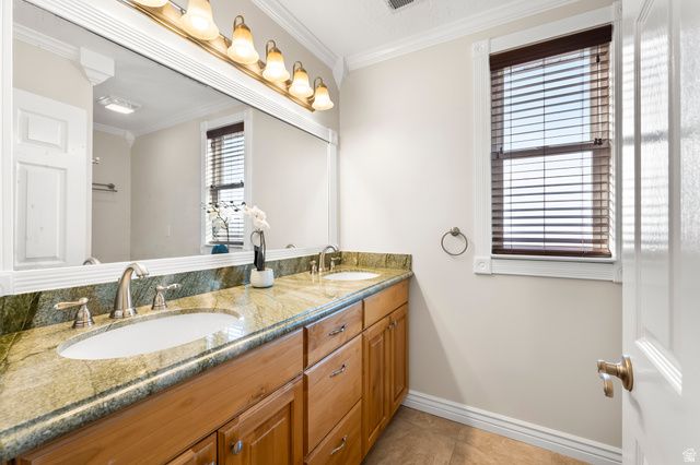 1786 ROSS DR, Ogden, UT 84403