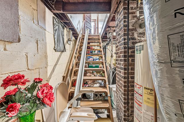 1137 S Main Street, New Castle, IN 47362