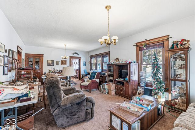 1137 S Main Street, New Castle, IN 47362