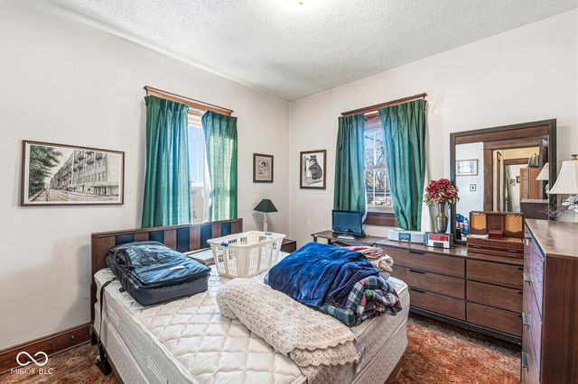 1137 S Main Street, New Castle, IN 47362