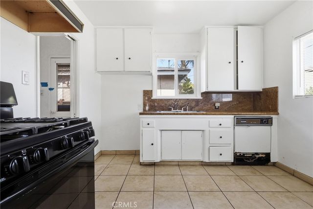 337 Hawaiian, Wilmington, CA 90744