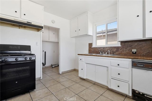 337 Hawaiian, Wilmington, CA 90744