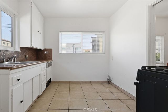 337 Hawaiian, Wilmington, CA 90744