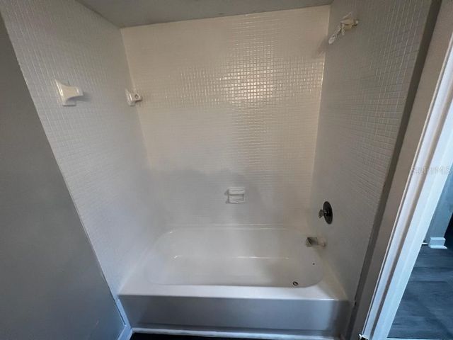 6326 NEWTOWN CIRCLE 26B4, Tampa, FL 33615