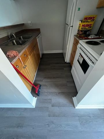 6326 NEWTOWN CIRCLE 26B4, Tampa, FL 33615