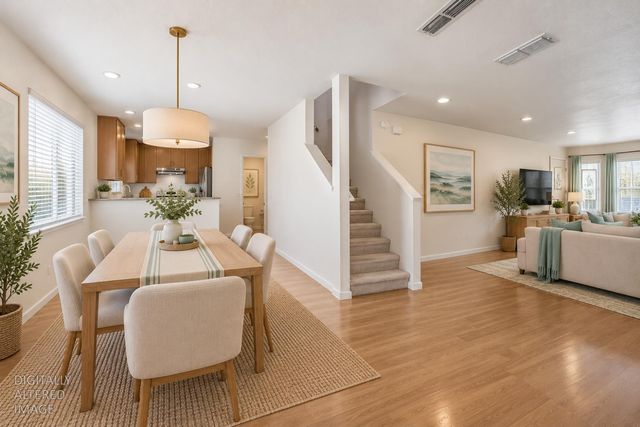 25 Marty Cir, Roseville, CA 95678
