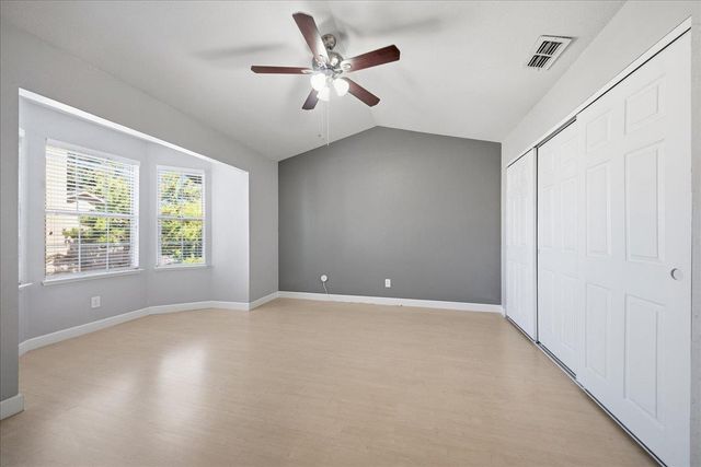 25 Marty Cir, Roseville, CA 95678