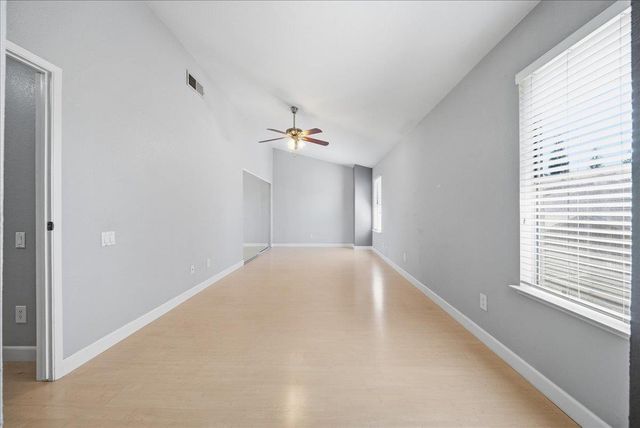 25 Marty Cir, Roseville, CA 95678