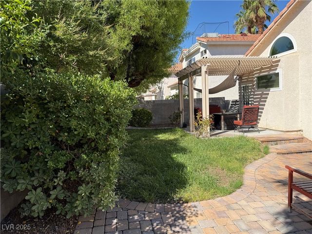 8717 Autumn Wreath Avenue, Las Vegas, NV 89129