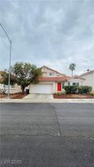 8717 Autumn Wreath Avenue, Las Vegas, NV 89129