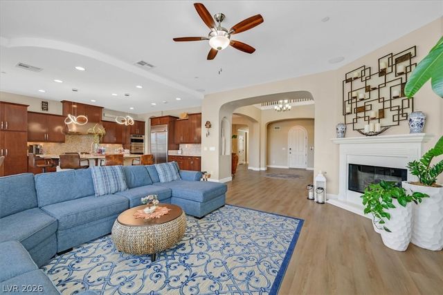 75 Contrada Fiore Drive, Henderson, NV 89011