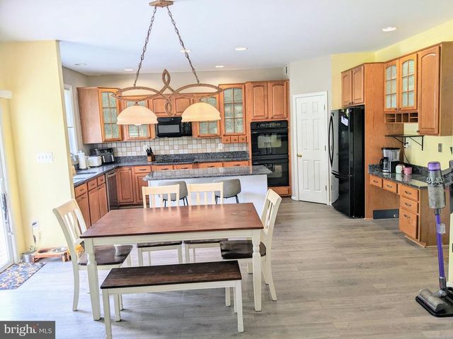 10816 KING NOBEL LN, Bealeton, VA 22712