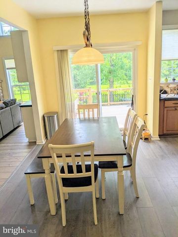 10816 KING NOBEL LN, Bealeton, VA 22712