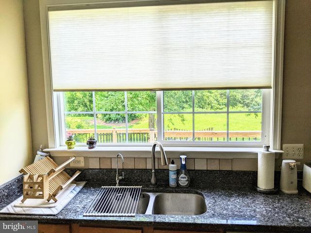 10816 KING NOBEL LN, Bealeton, VA 22712
