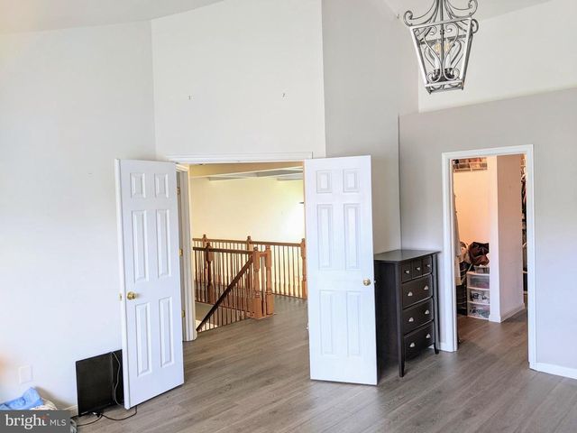 10816 KING NOBEL LN, Bealeton, VA 22712