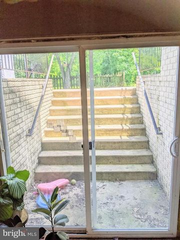 10816 KING NOBEL LN, Bealeton, VA 22712