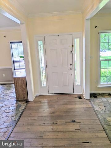 10816 KING NOBEL LN, Bealeton, VA 22712