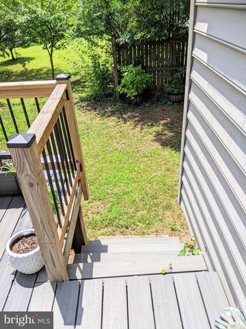 10816 KING NOBEL LN, Bealeton, VA 22712