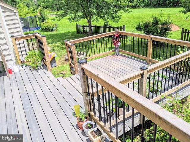 10816 KING NOBEL LN, Bealeton, VA 22712