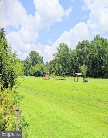 10816 KING NOBEL LN, Bealeton, VA 22712