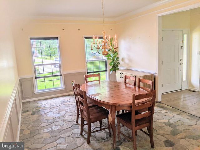 10816 KING NOBEL LN, Bealeton, VA 22712