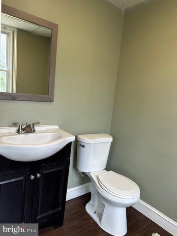 539 S FRONT ST, Steelton, PA 17113