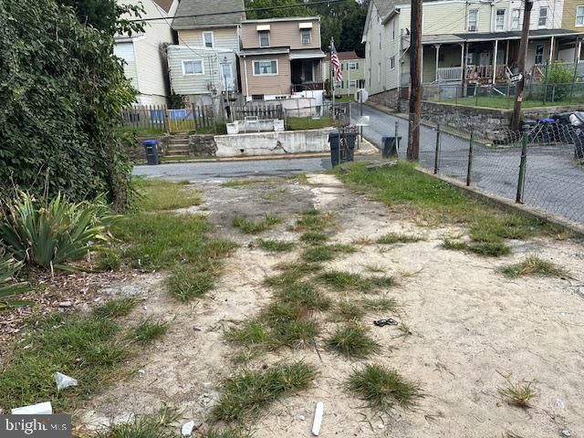539 S FRONT ST, Steelton, PA 17113