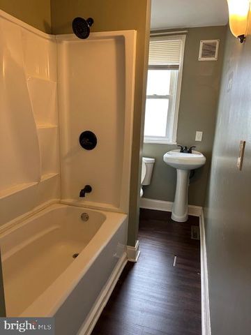 539 S FRONT ST, Steelton, PA 17113
