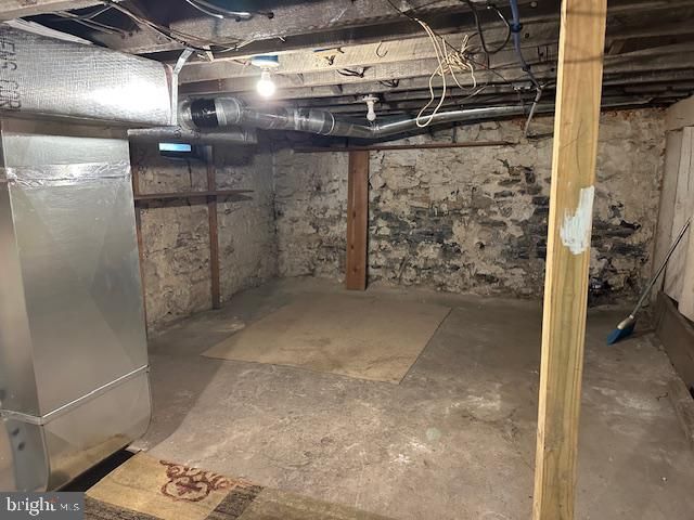 539 S FRONT ST, Steelton, PA 17113