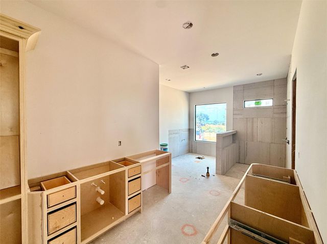 100 Beauty Berry, Horseshoe Bay, TX 78657