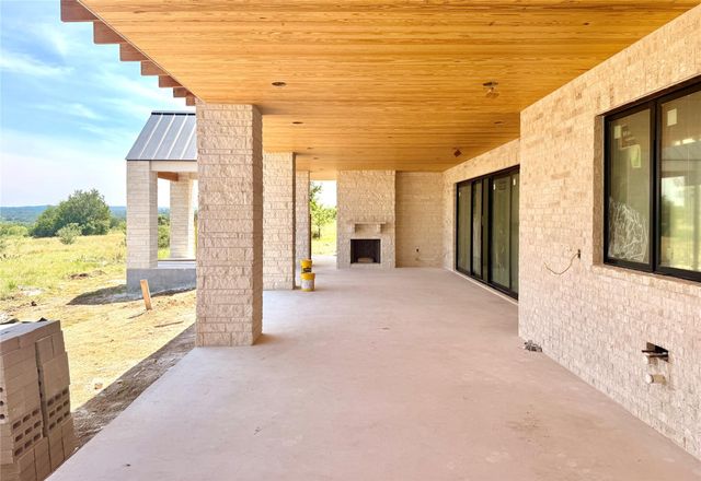 100 Beauty Berry, Horseshoe Bay, TX 78657